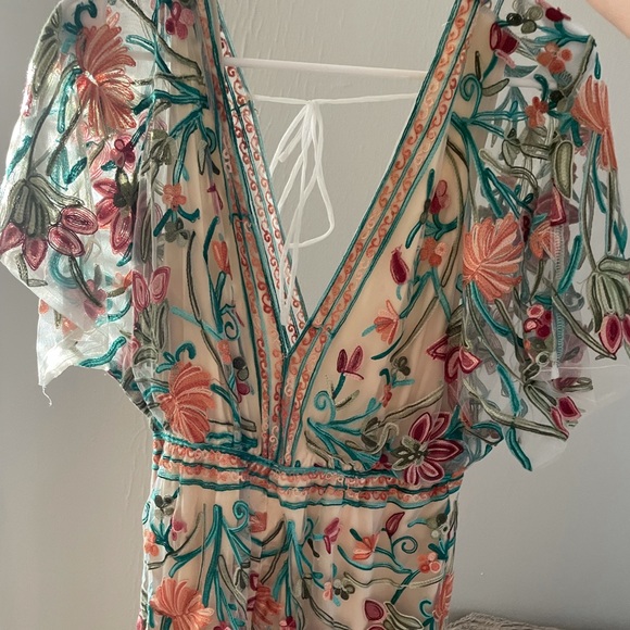 Selfie Leslie Cecelia Romper Size Large - Picture 5 of 10